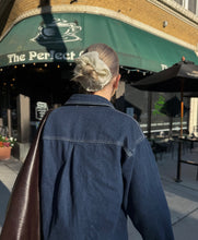 Load image into Gallery viewer, pearl oversized scrunchie
