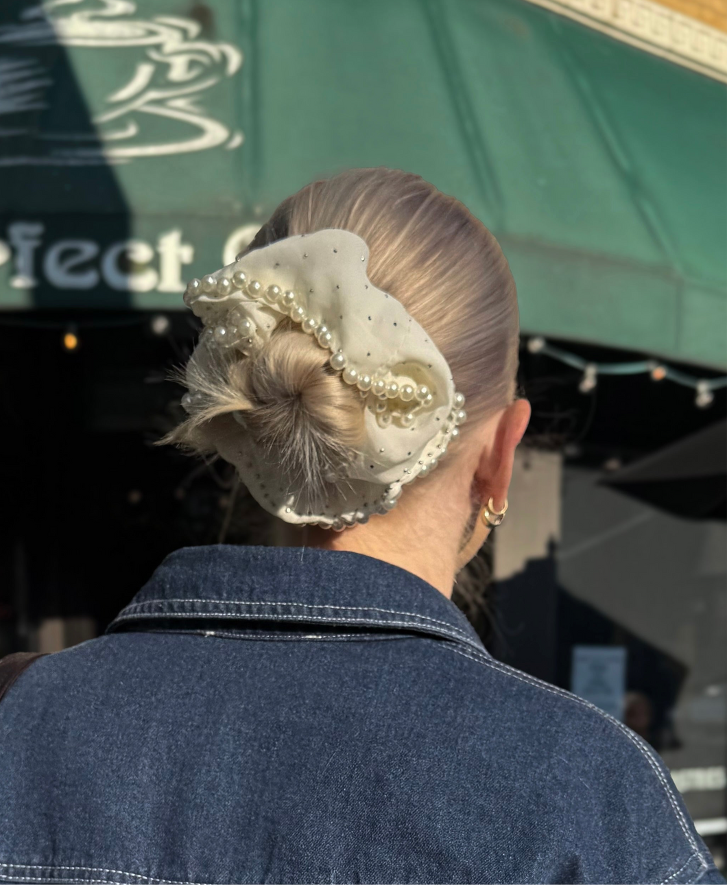 pearl oversized scrunchie