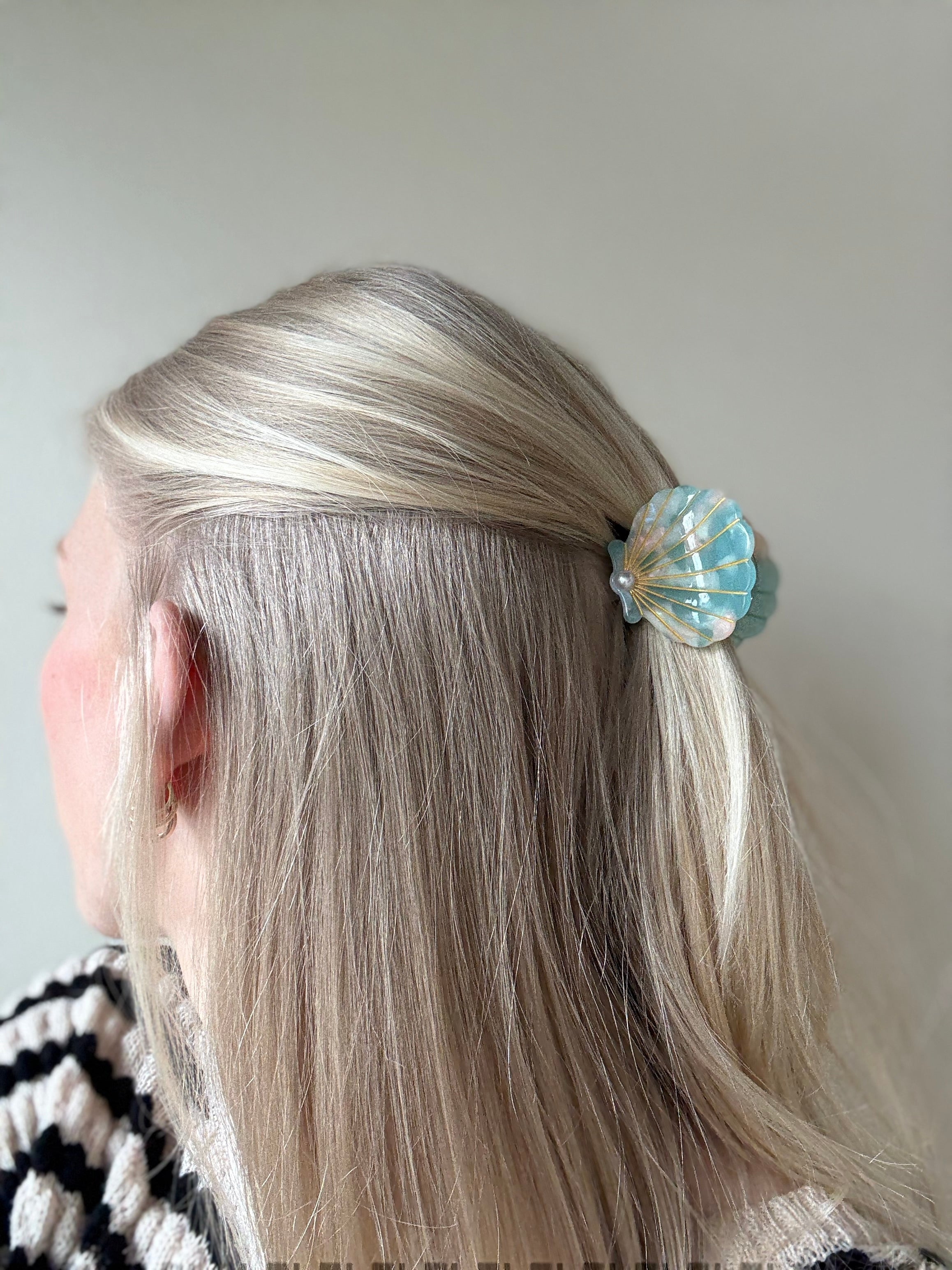 Mini Shell Clips