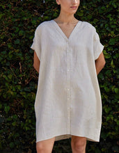 Load image into Gallery viewer, Boxy Linen Dress
